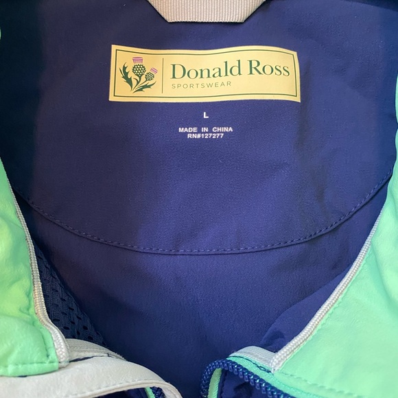 Donald Ross Colorful Sportswear Vest - Picture 3 of 4